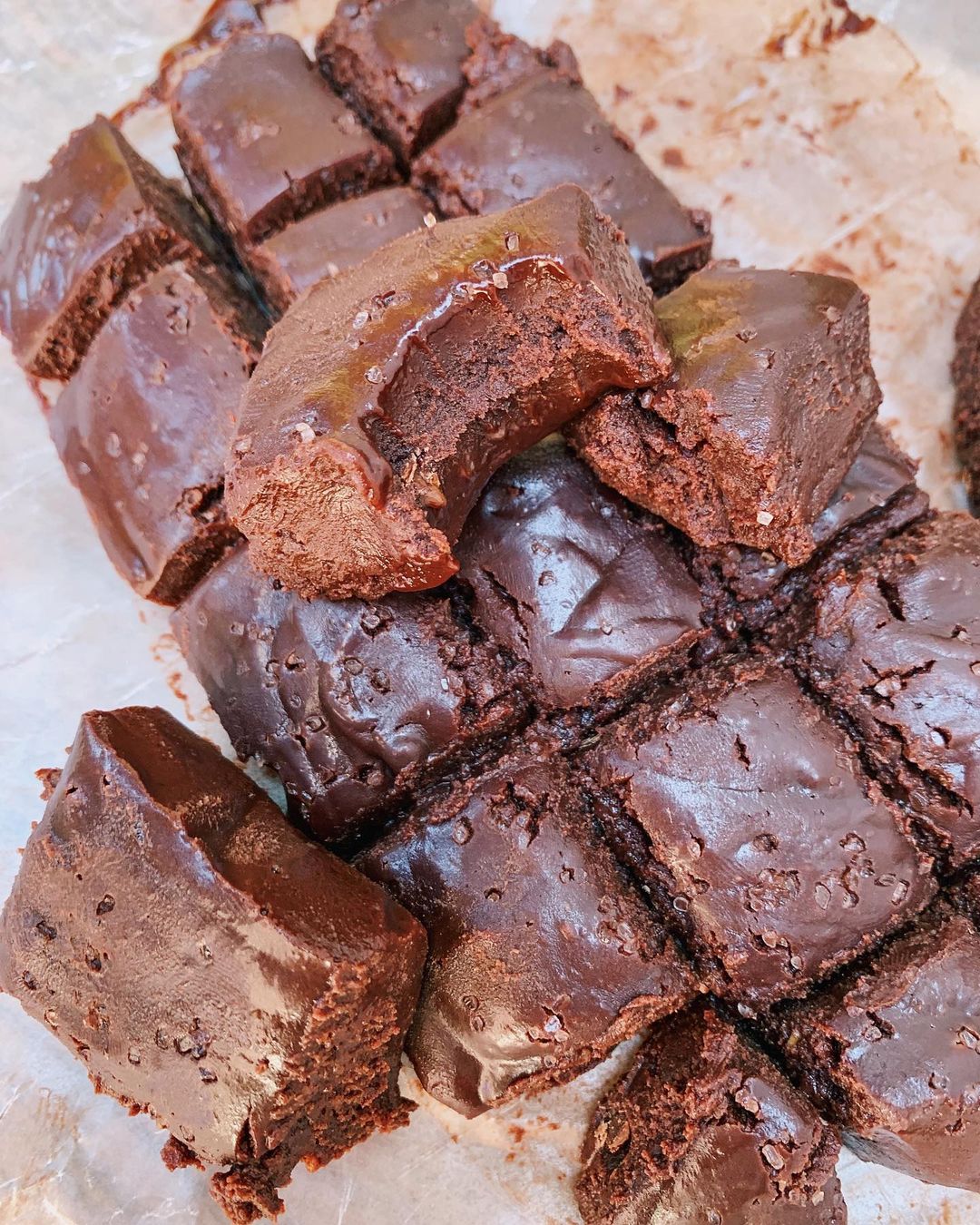 Easy Vegan Fudge with Simple Ingredients