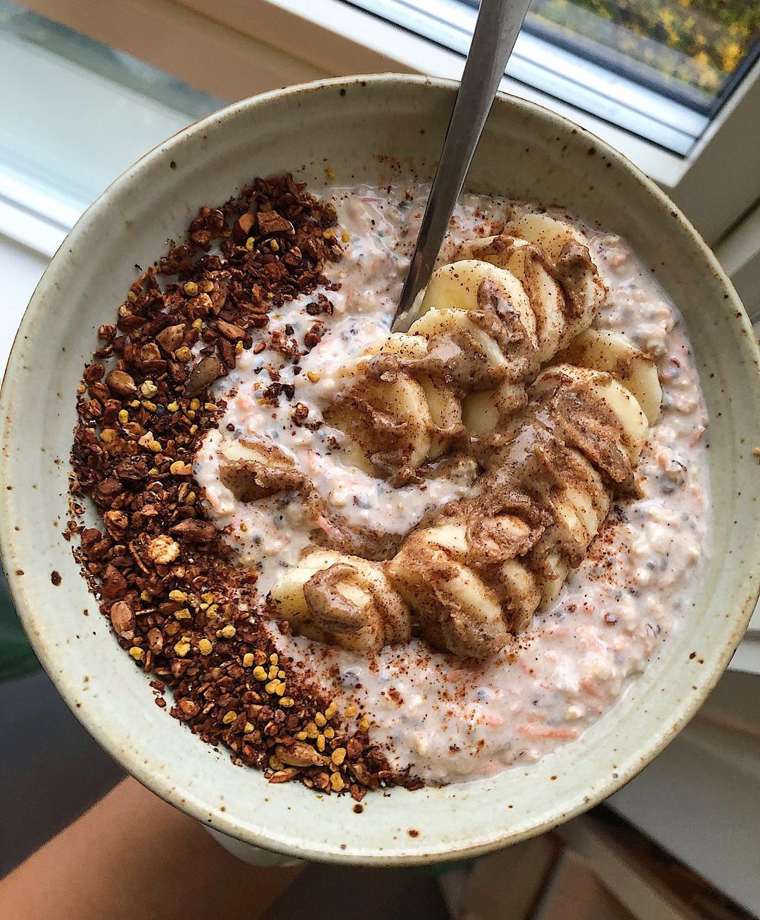 Overnight Oats Bowl with Banana and Yogurt