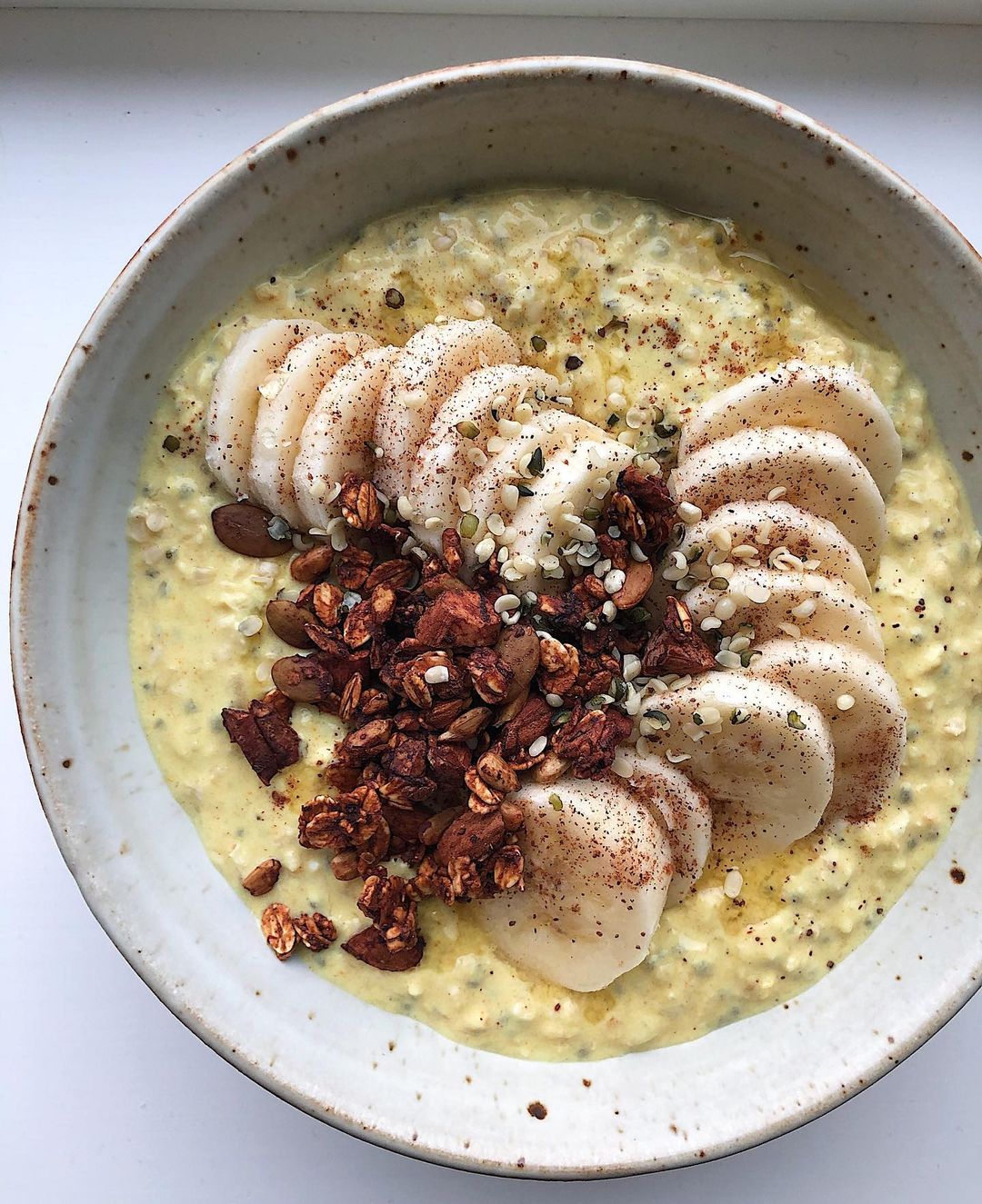 Golden Turmeric Overnight Oats