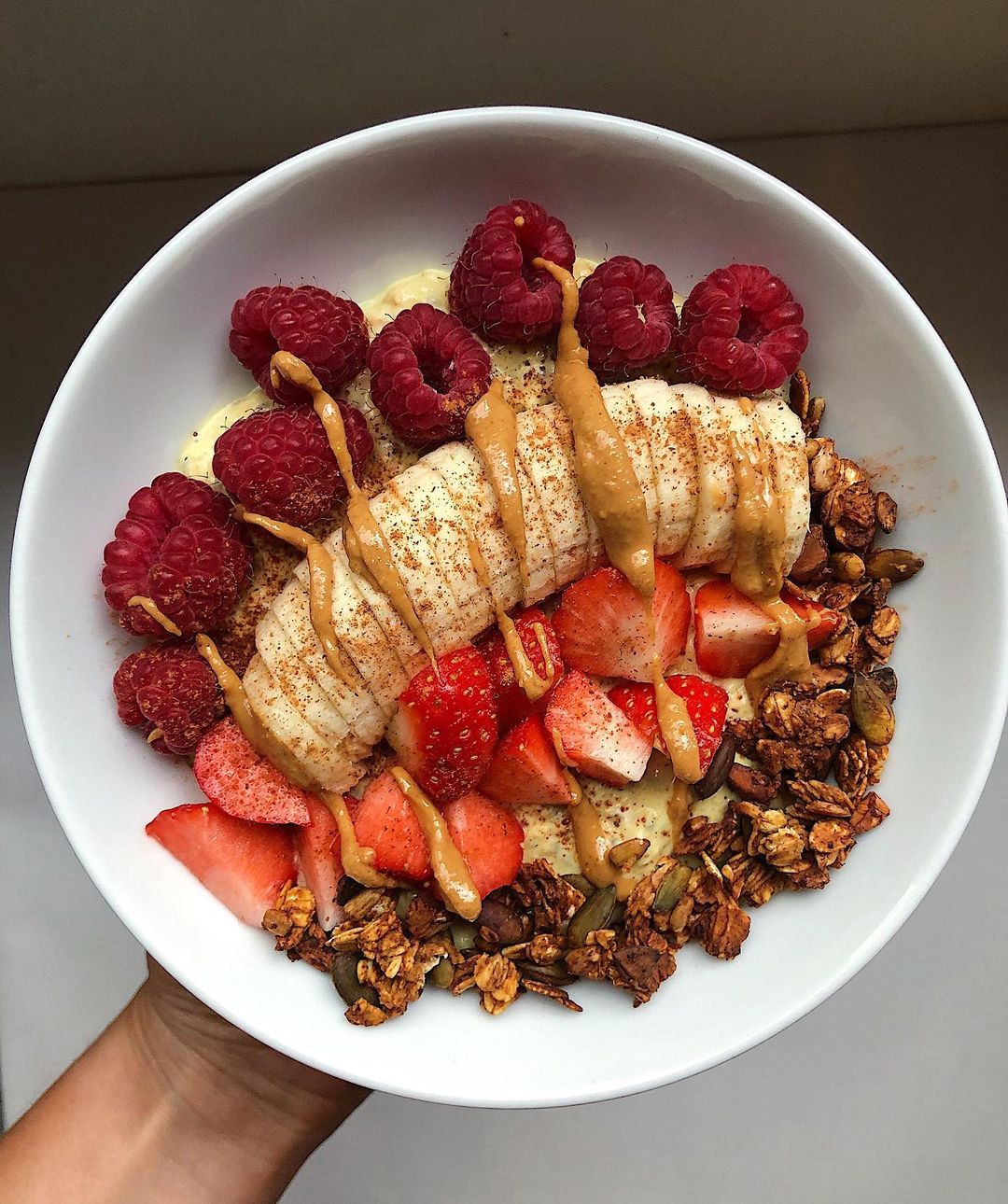 Healthy Turmeric Overnight Oats Breakfast