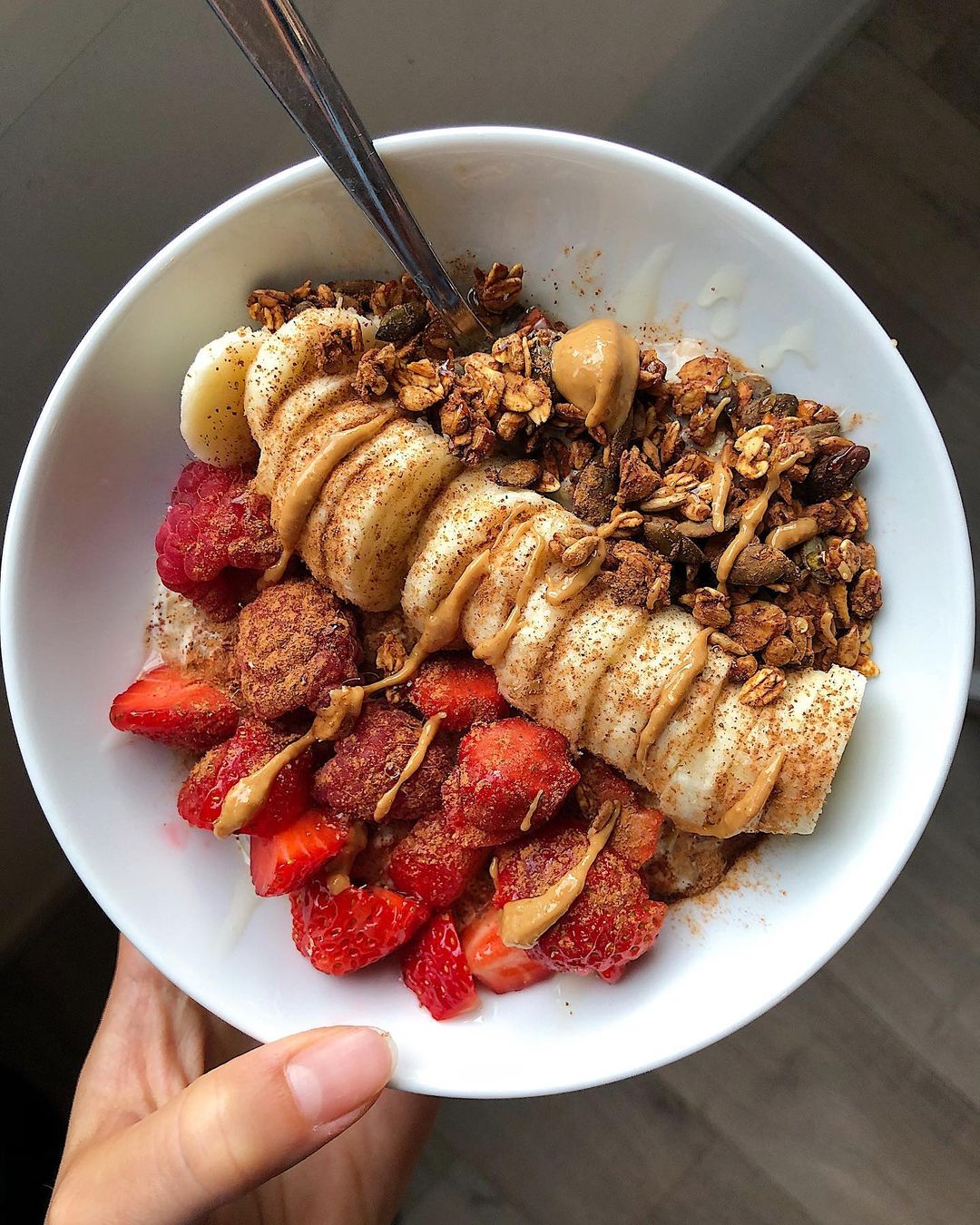 Overnight Oats with Fresh Berries and Granola