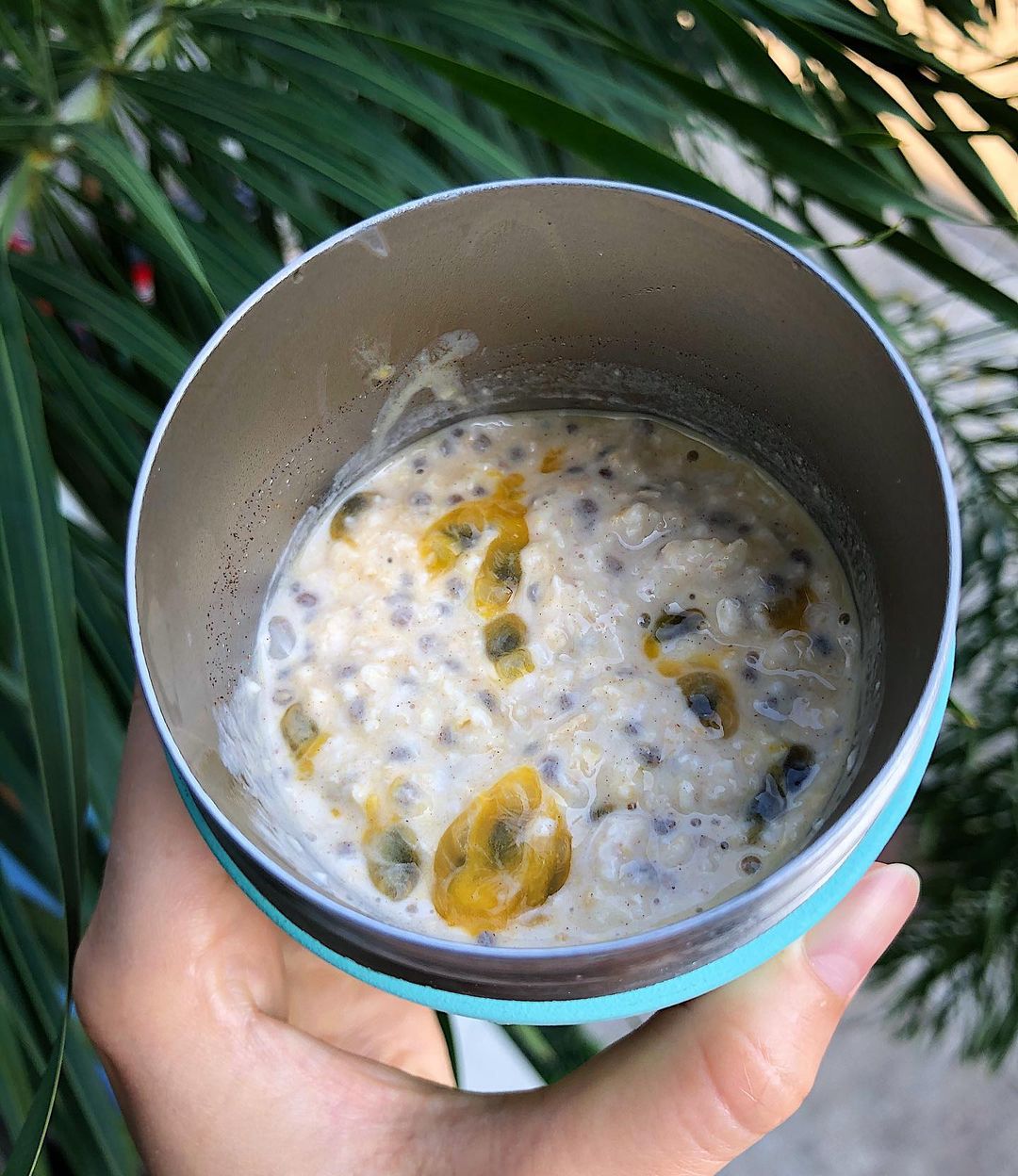 Simple and Healthy Overnight Oats Breakfast