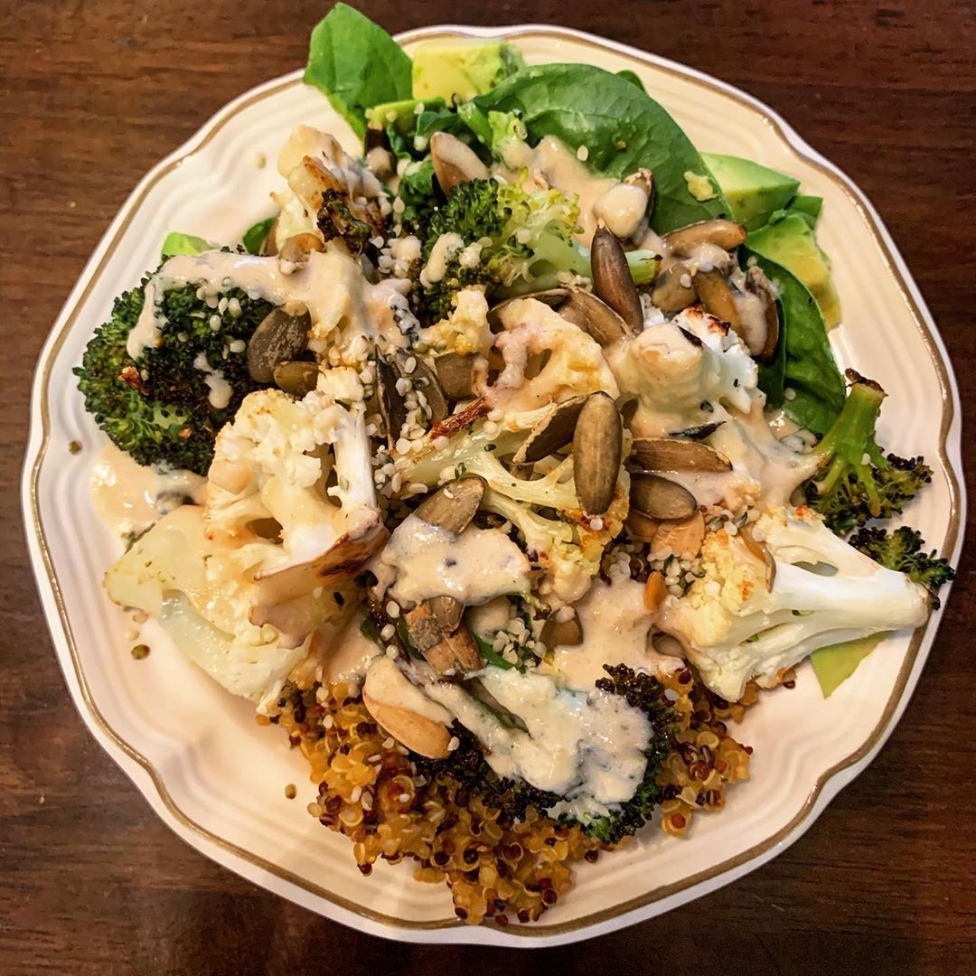 Vegan Quinoa Bowl with Roasted Vegetables