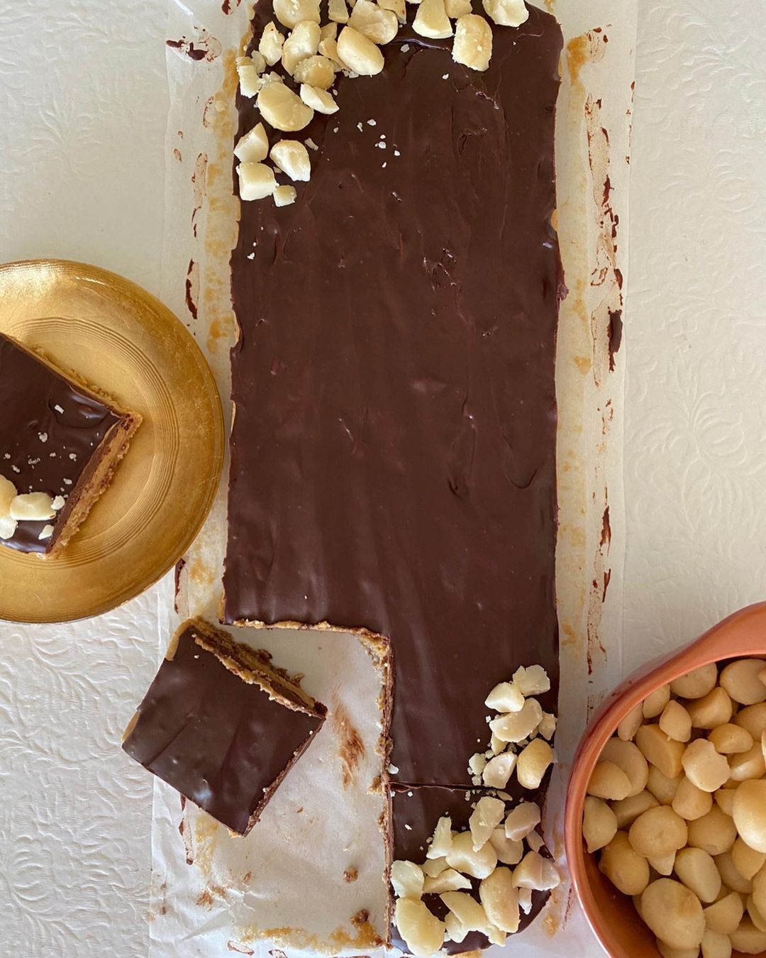 Raw Caramel Slice with Chocolate Topping