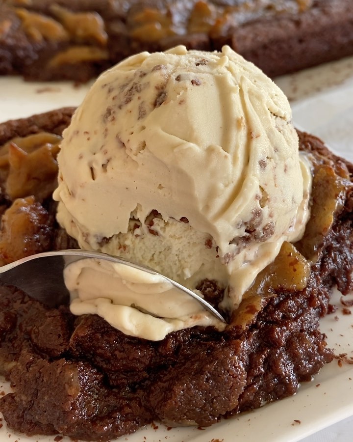 Oozy Chocolate Brownies with Date-Coconut Swirl