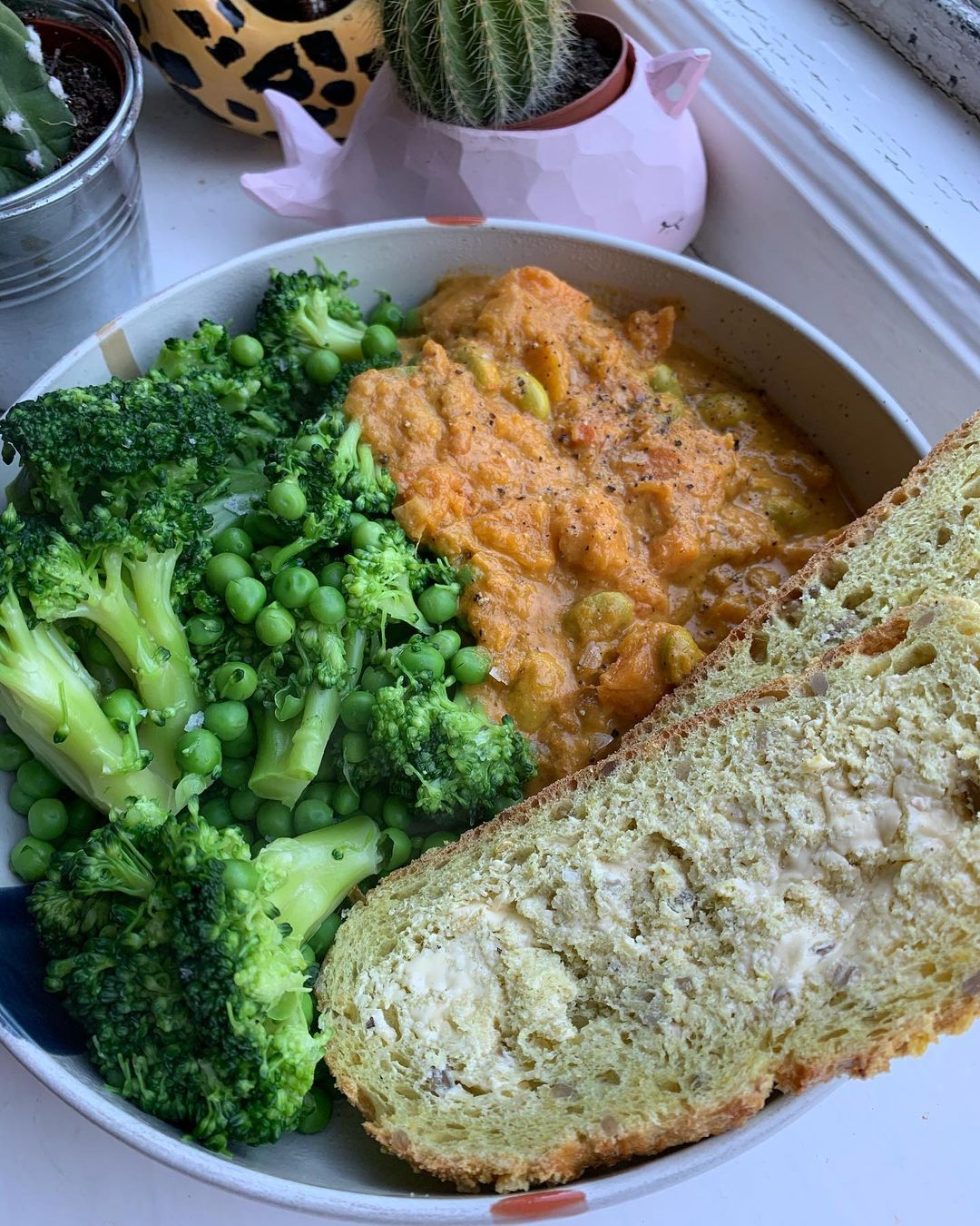 Simple Creamy Coconut Curry