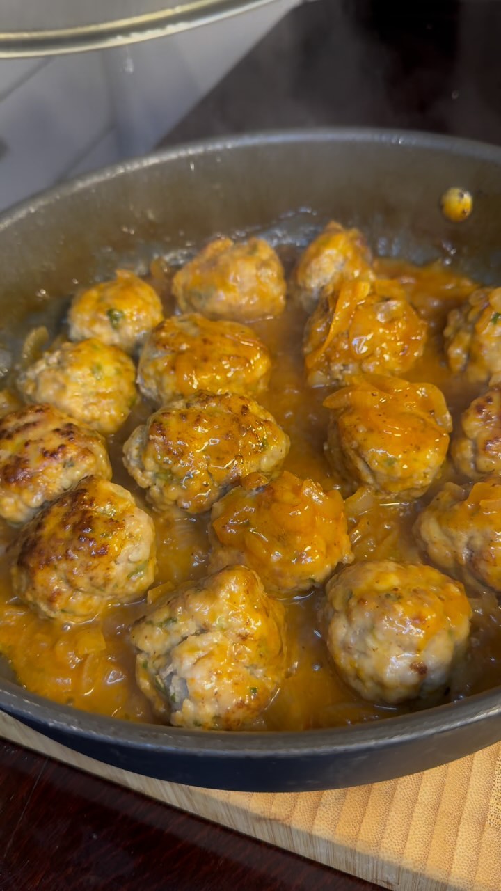 Tasty Meatballs in Beer Sauce