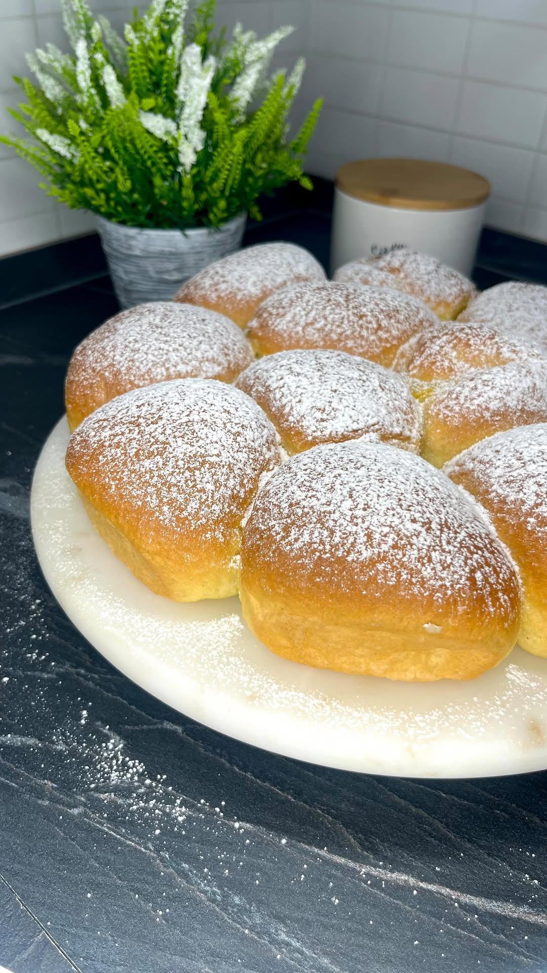 Italian Sweet Danubio Bread