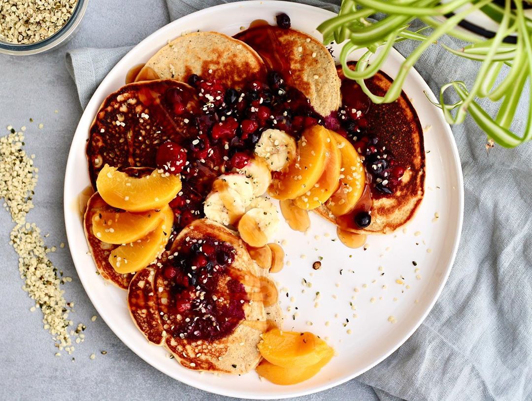 Simple and Healthy Breakfast Pancakes