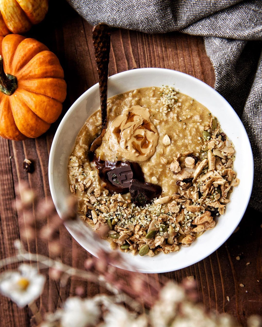Creamy Pumpkin Oats Breakfast with Chocolate
