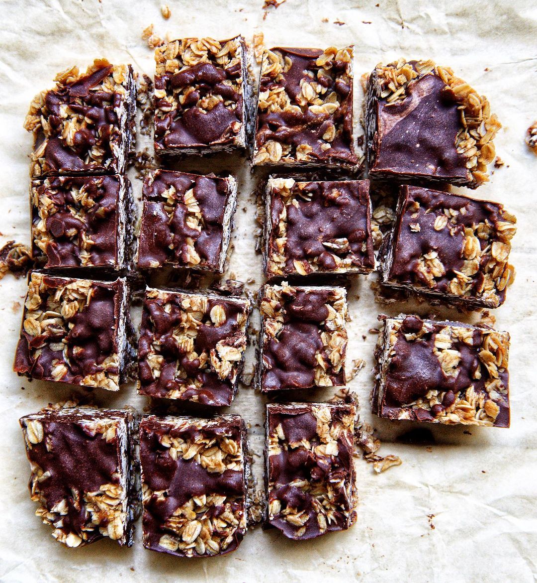 Chocolate Oat Bars