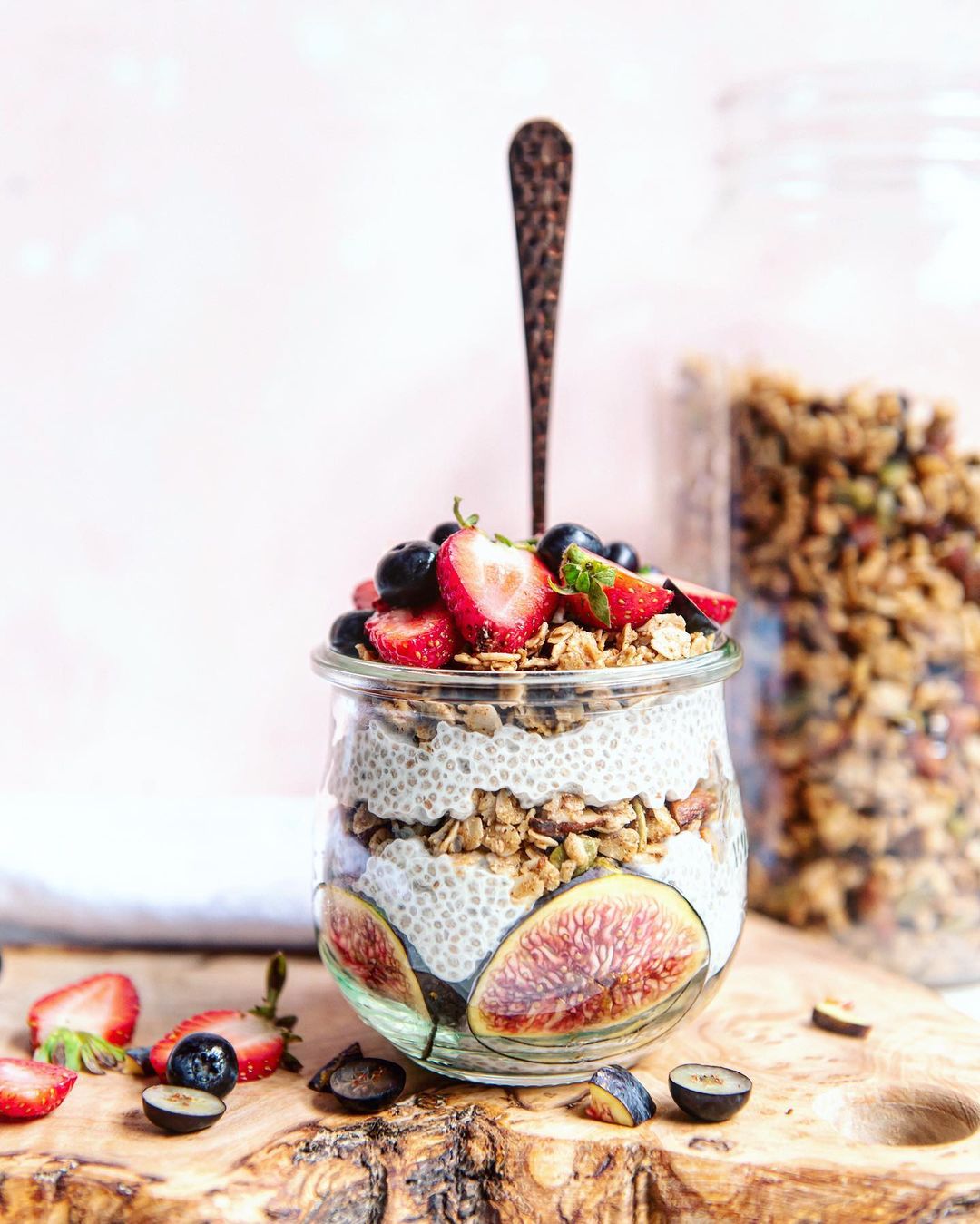 Vanilla Chia Pudding with Granola and Fruit