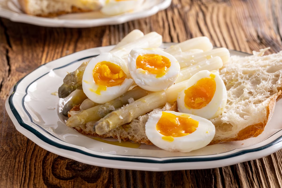 Pink Asparagus with Soft-Boiled Eggs
