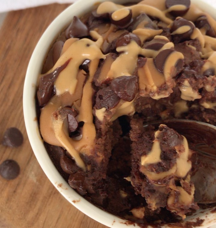 Single Serve Chocolate Peanut Butter Baked Oats