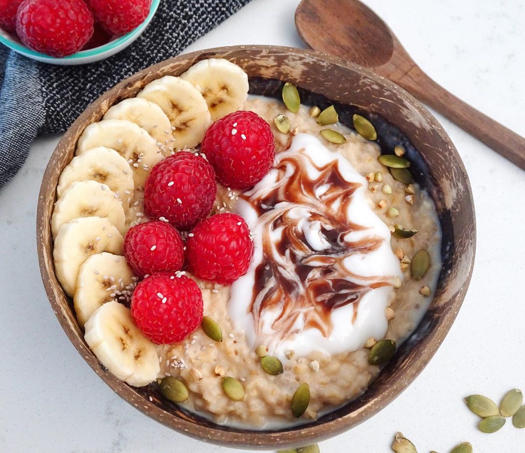 Hot Oats Breakfast Bowl