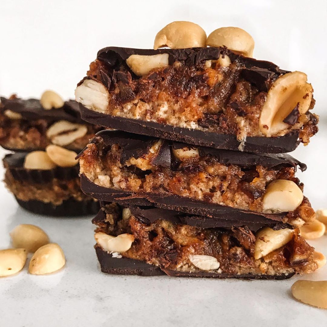 No Bake Snickers Cups