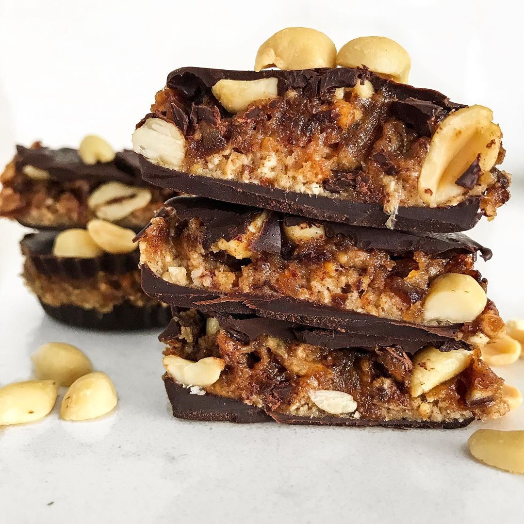 Raw Snickers Cups