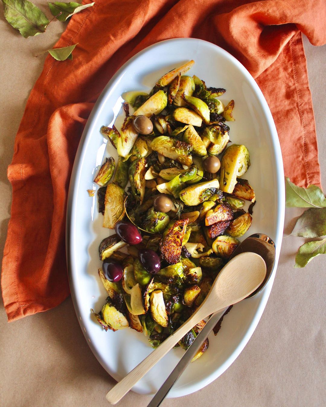 Simple Brussels Sprouts with Garlic and Thyme