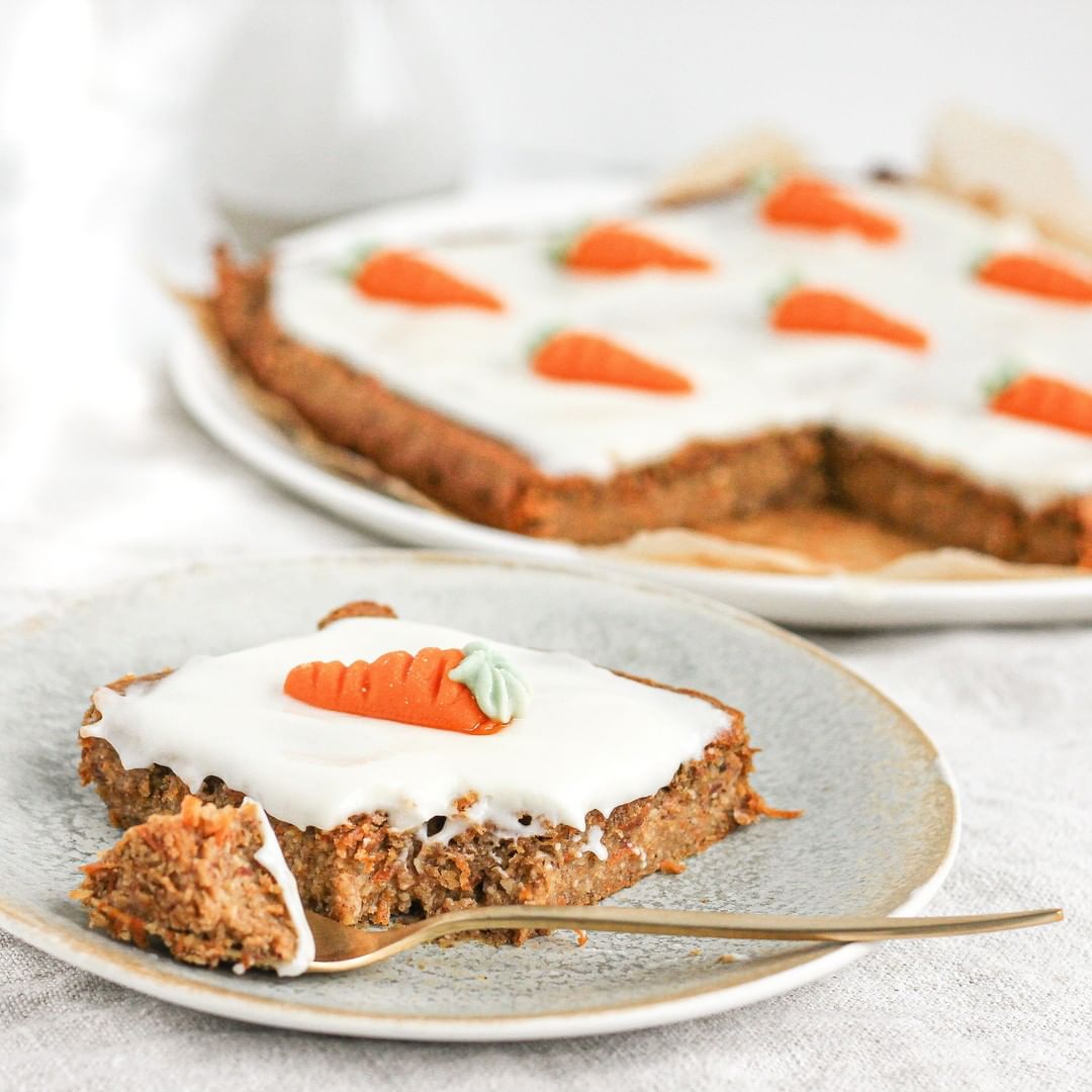 Vegan Carrot Cake Blondies