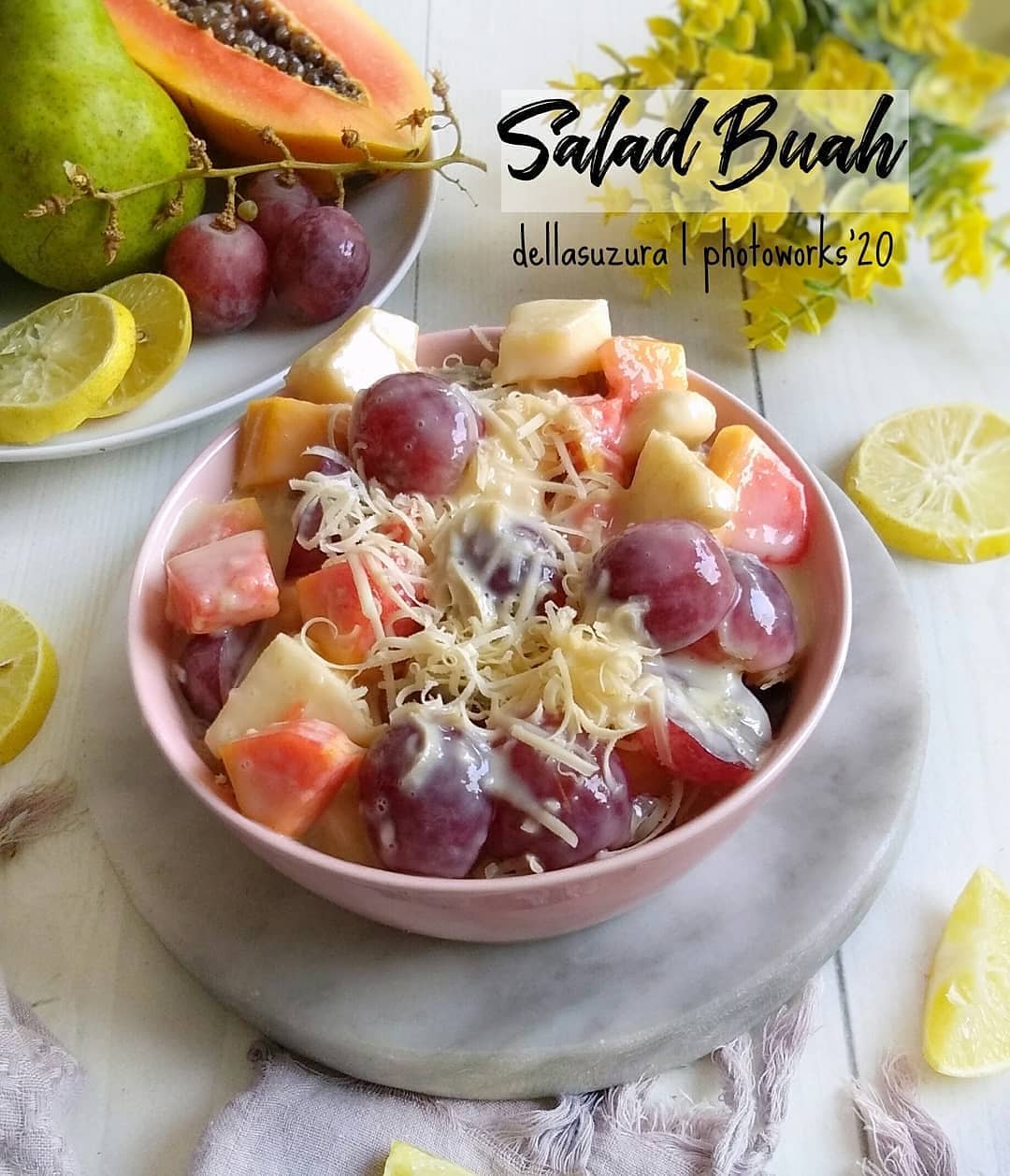 Fresh Fruit Salad with Creamy Dressing