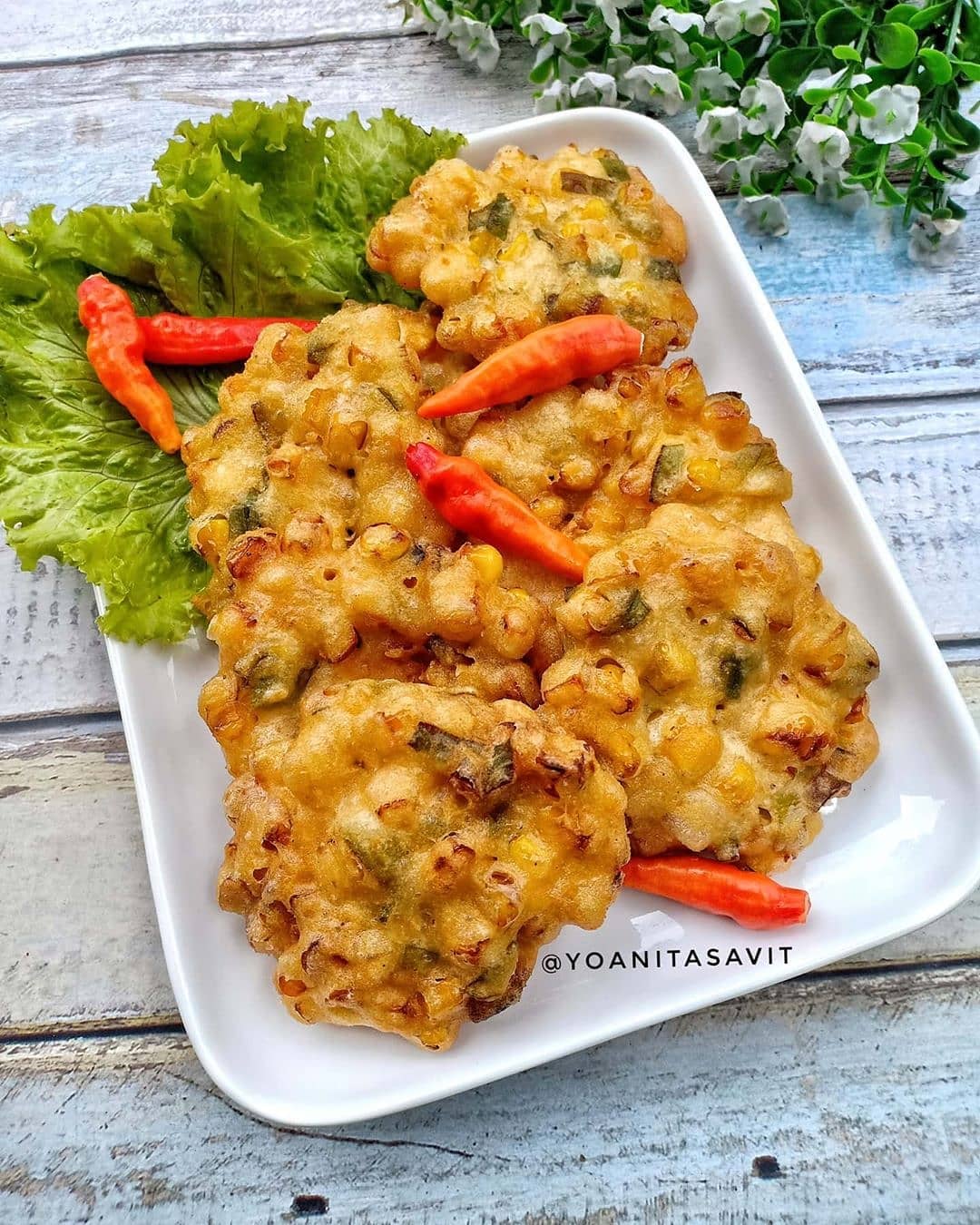 Crispy Indonesian Corn Fritters