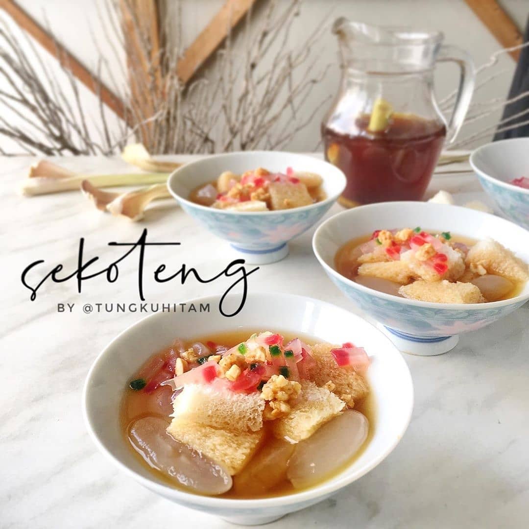 Indonesian Sekoteng Ginger Drink