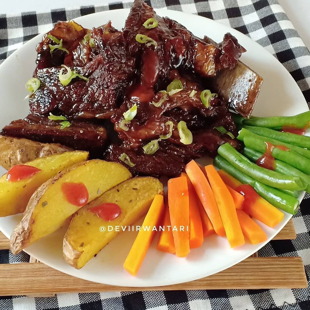 Honey Grilled Beef Ribs