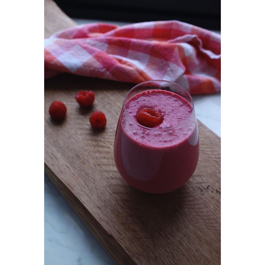 Very Berrylicious Smoothie with Superfoods