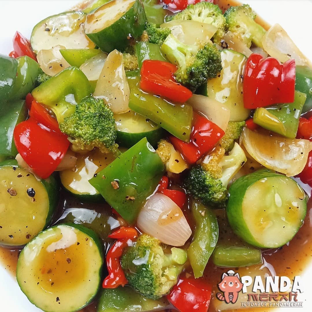 Stir-Fried Vegetables with Black Pepper Sauce