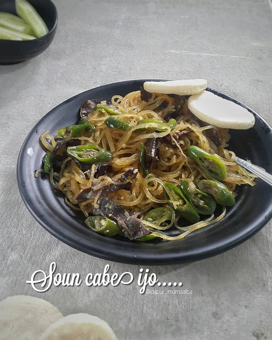 Cellophane Noodles with Spicy Green Chili