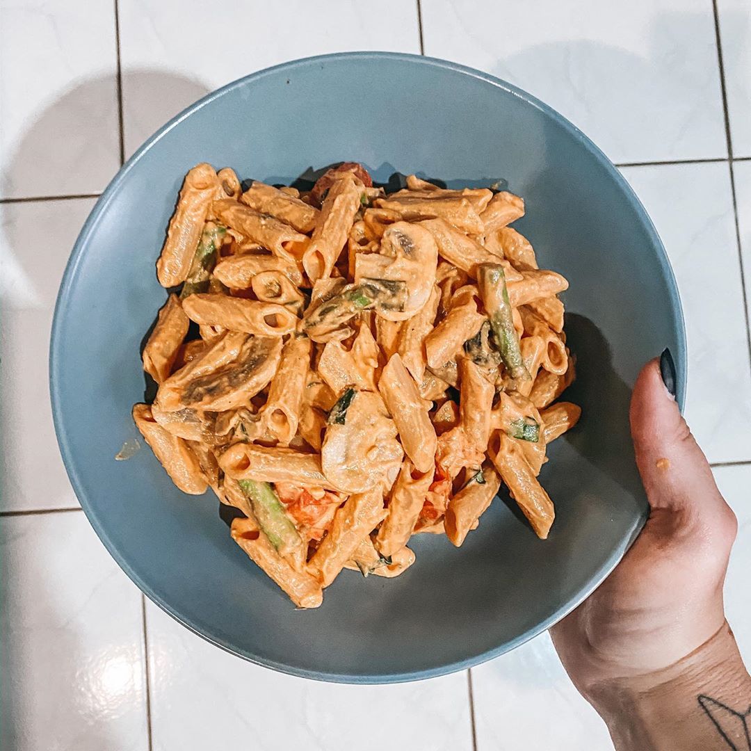 Creamy Asparagus and Mushroom Pasta