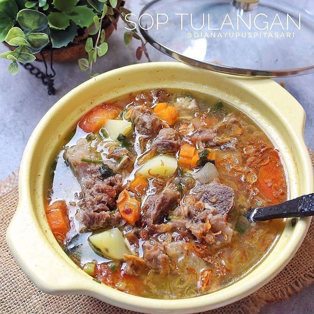 Indonesian Beef Bone Soup