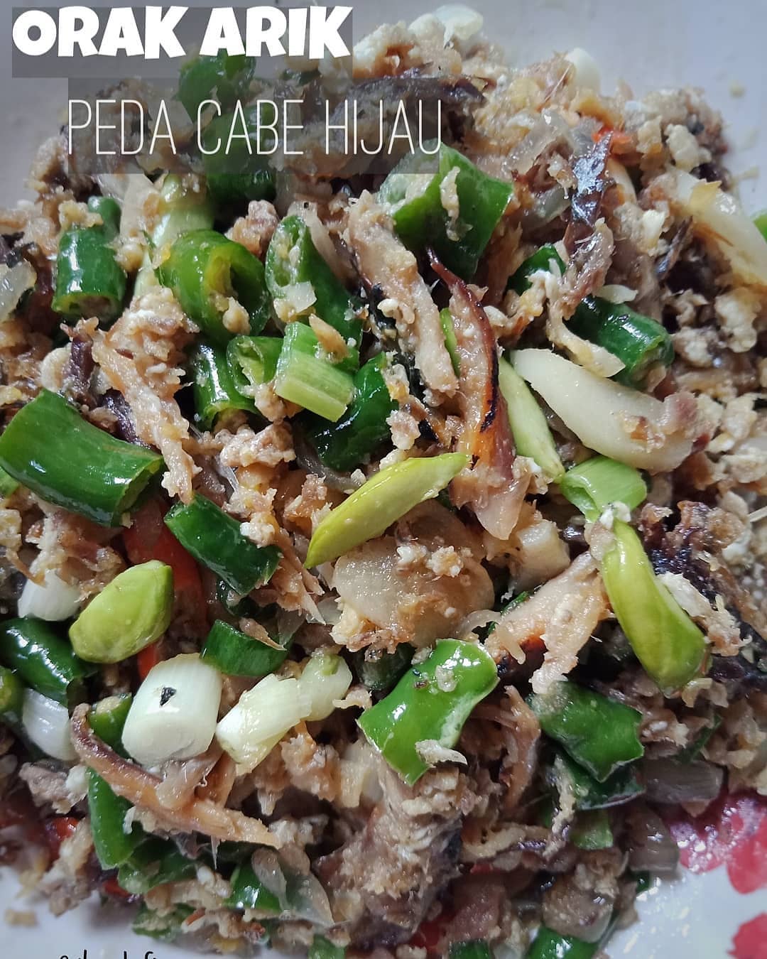 Stir-Fried Mackerel with Green Chilies