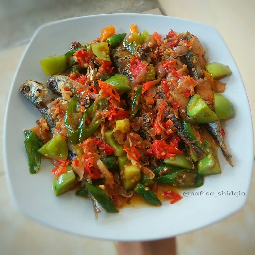 Spicy Indonesian Fish Stir-Fry