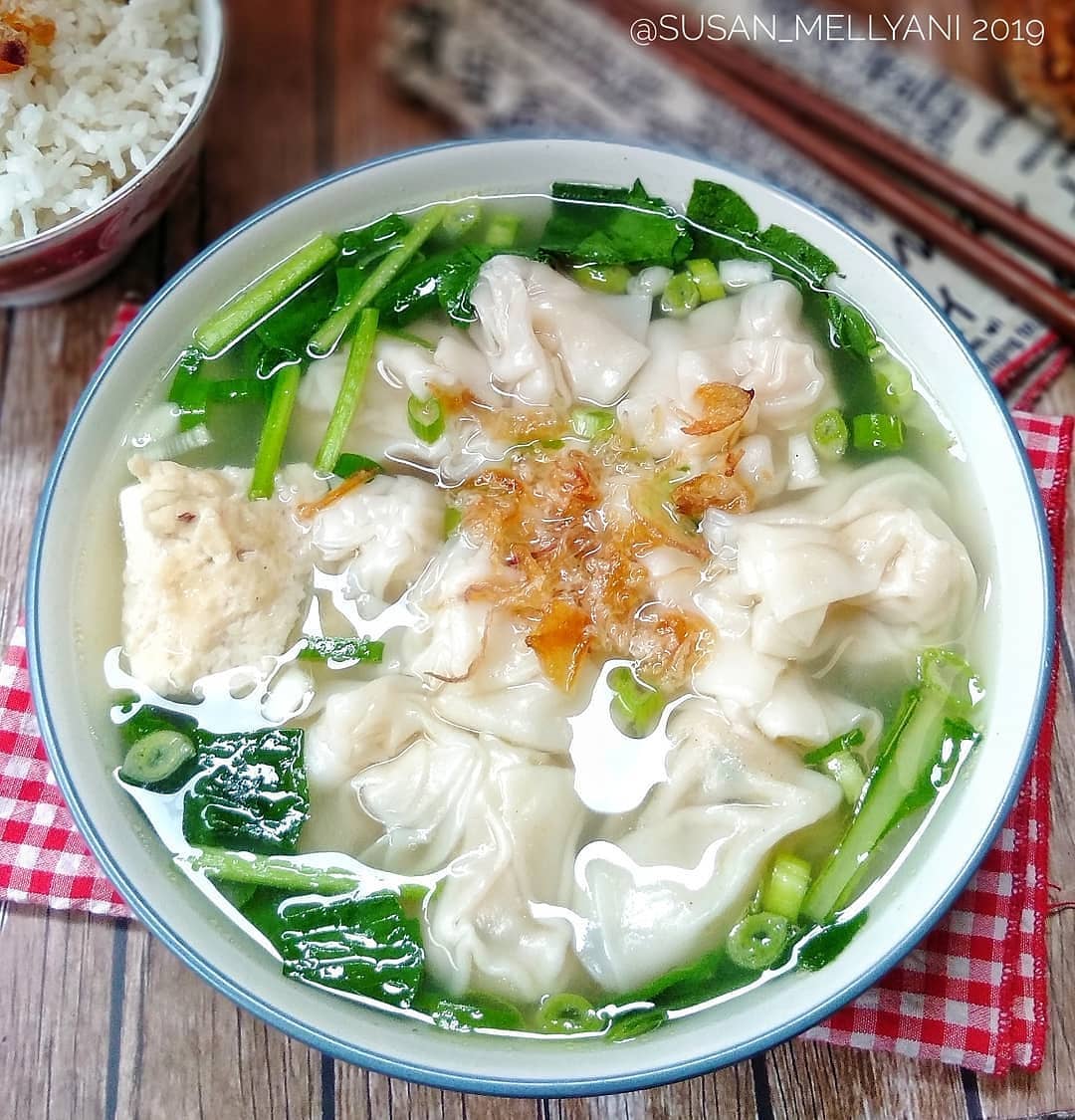 Indonesian Chicken Wonton Soup