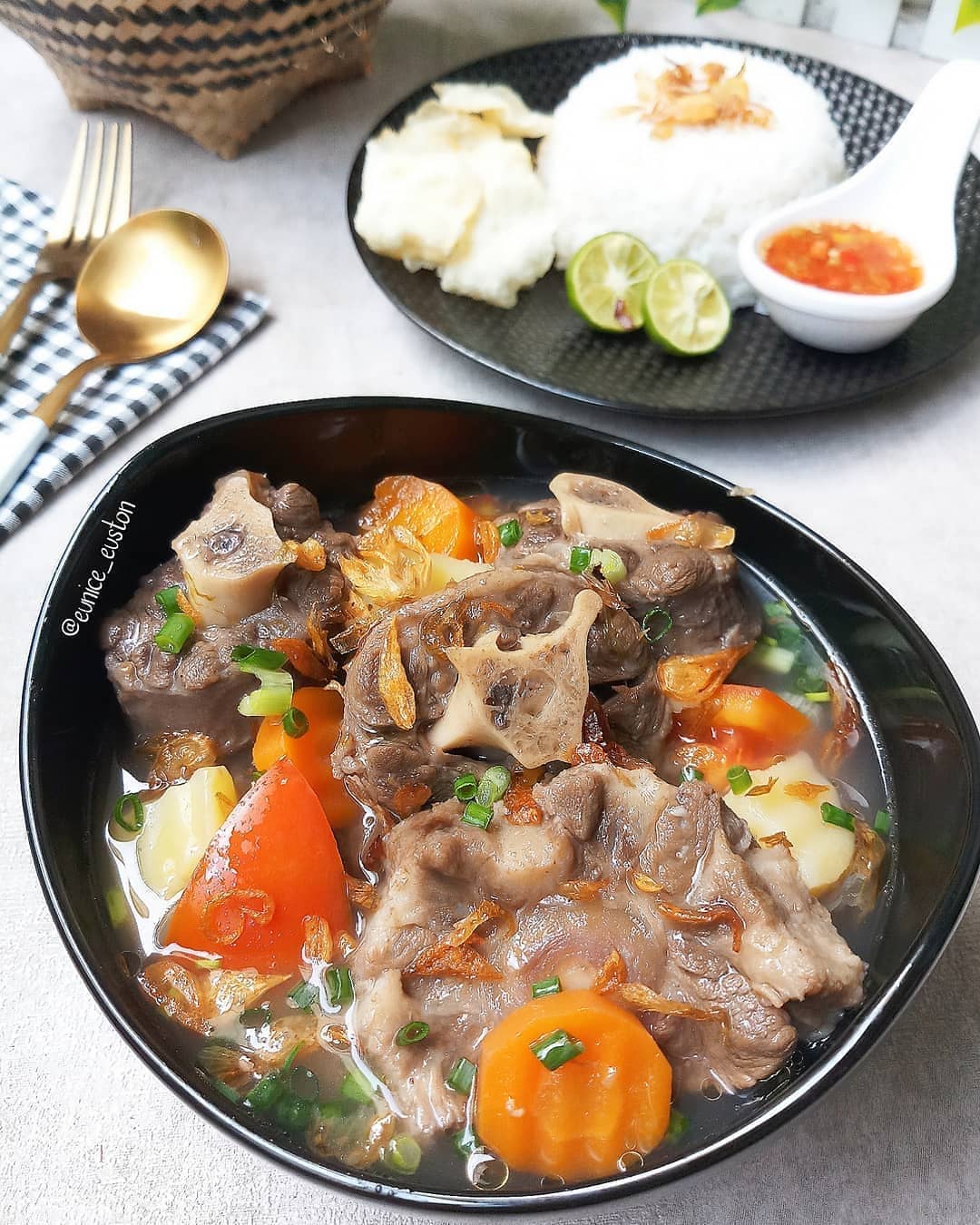 Indonesian Oxtail Soup