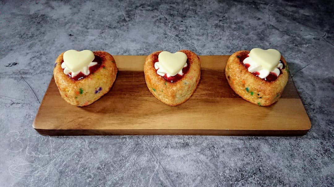 Birthday Cake Flavored Baked Oats