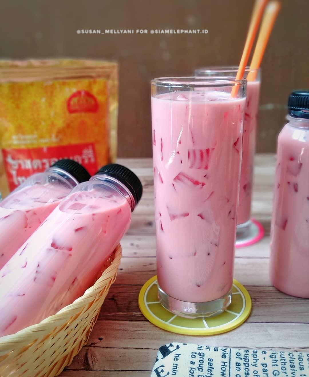 Refreshing Strawberry Jelly Tea