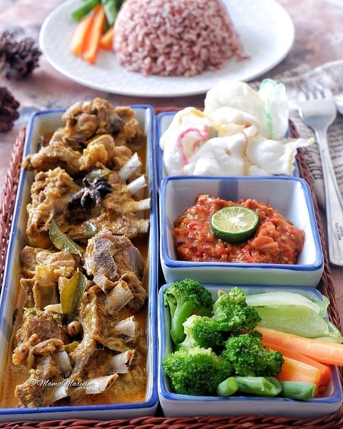Traditional Indonesian Goat Curry