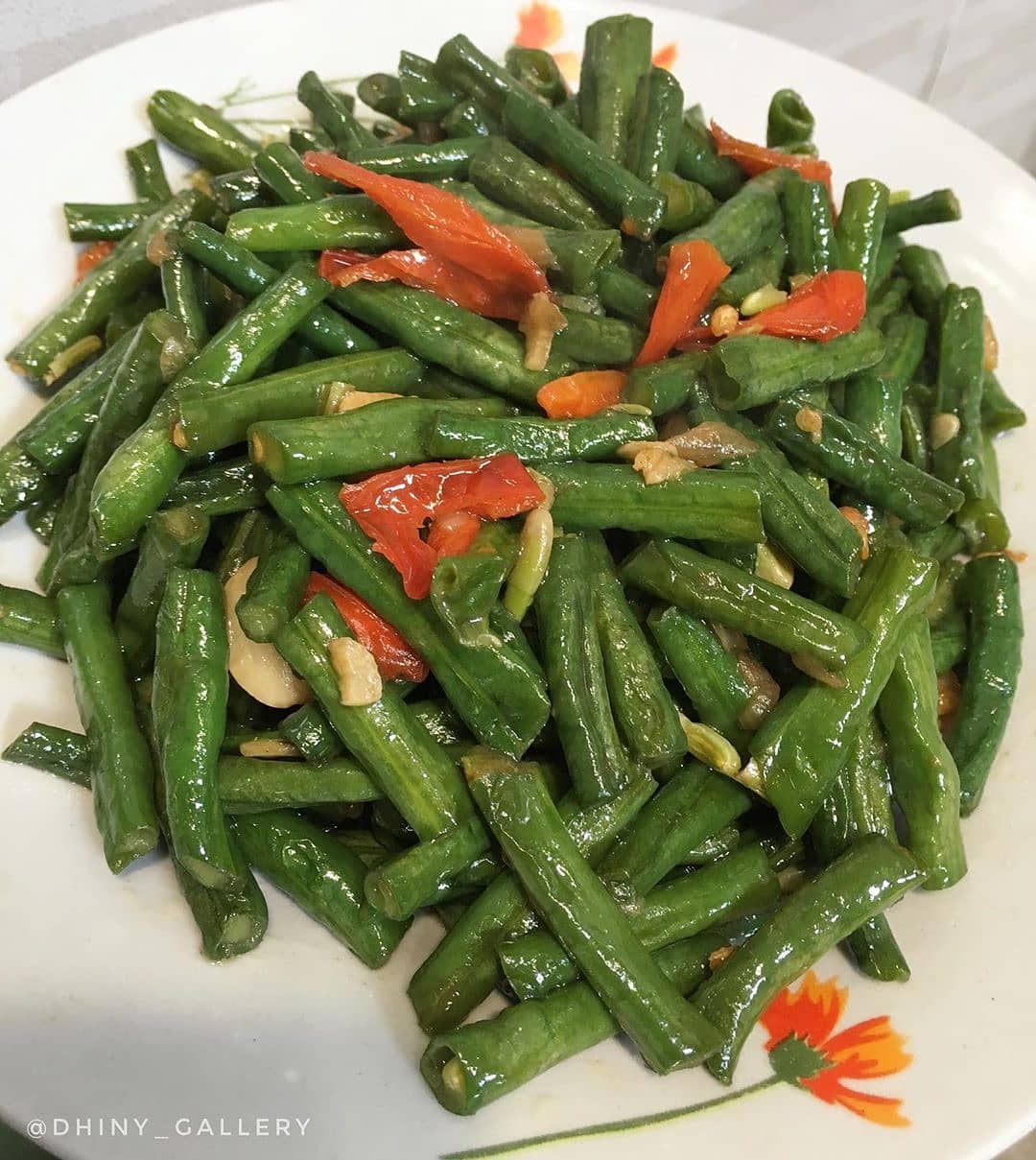 Simple Stir-Fried Long Beans