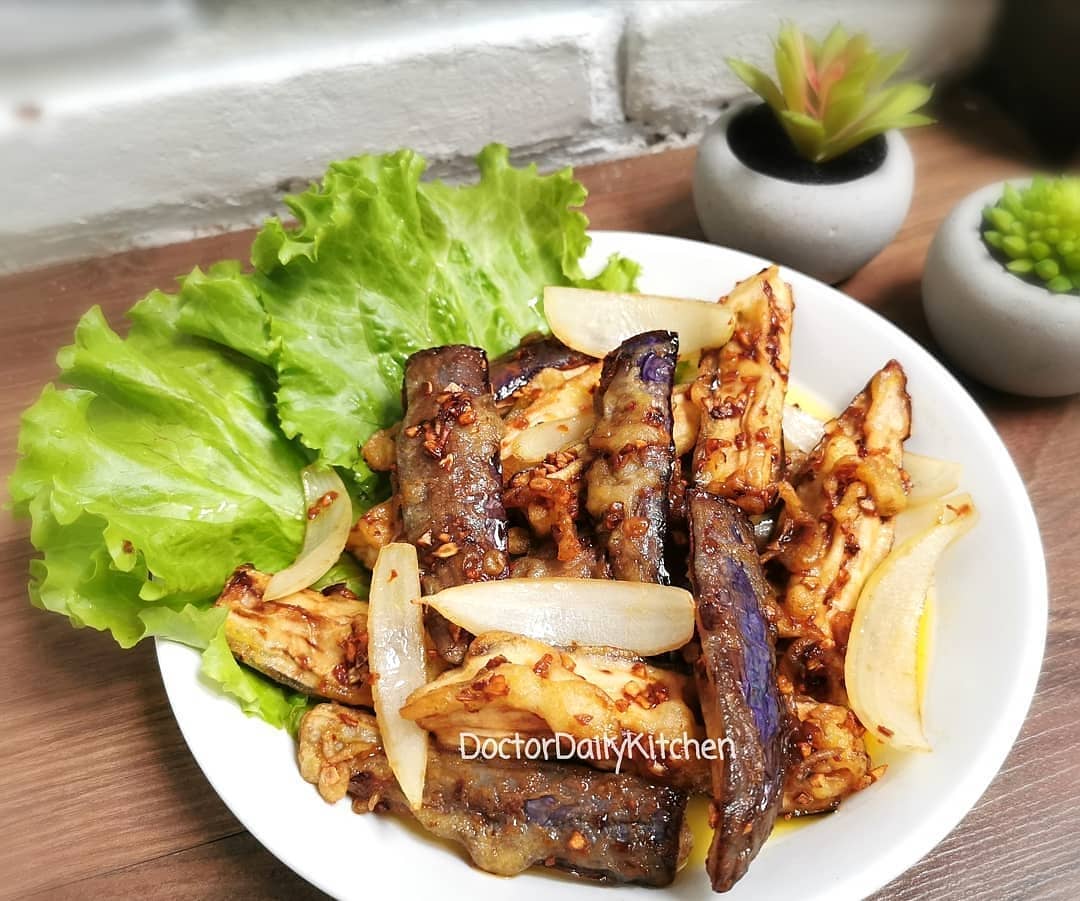 Fried Eggplant with Butter Sauce