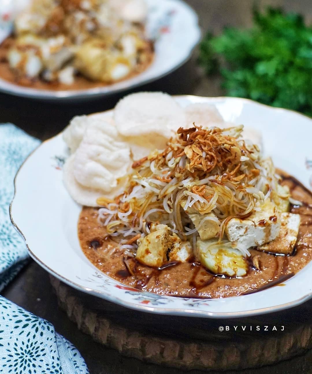 Indonesian Ketoprak Dish