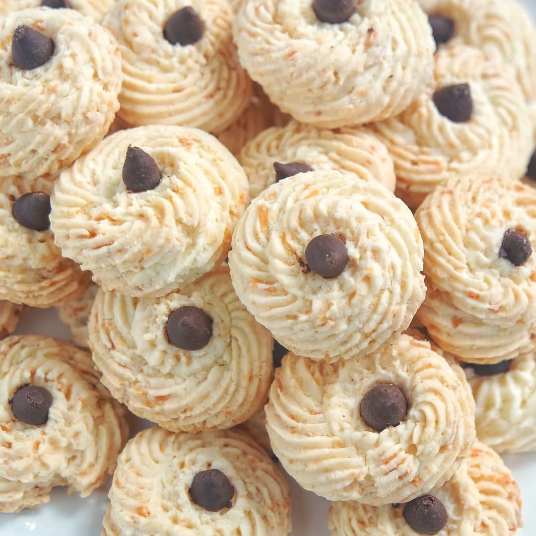 Coconut Sago Cheese Cookies