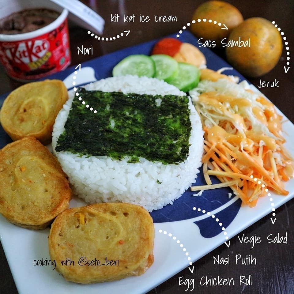Chicken and Shrimp Egg Roll