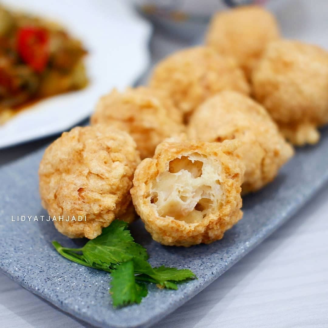 Indonesian Fried Chicken Fritters