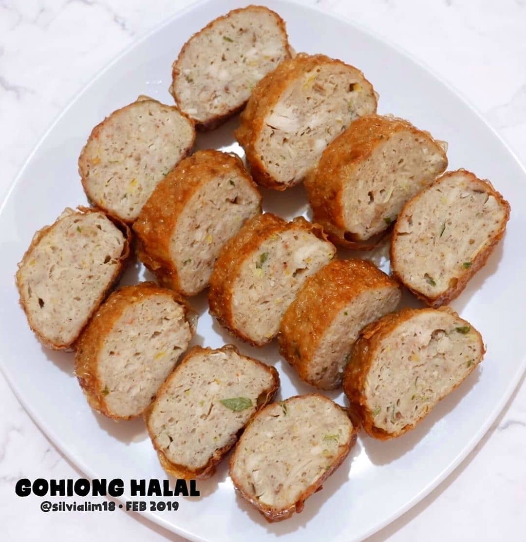 Halal Chicken and Seafood Rolls