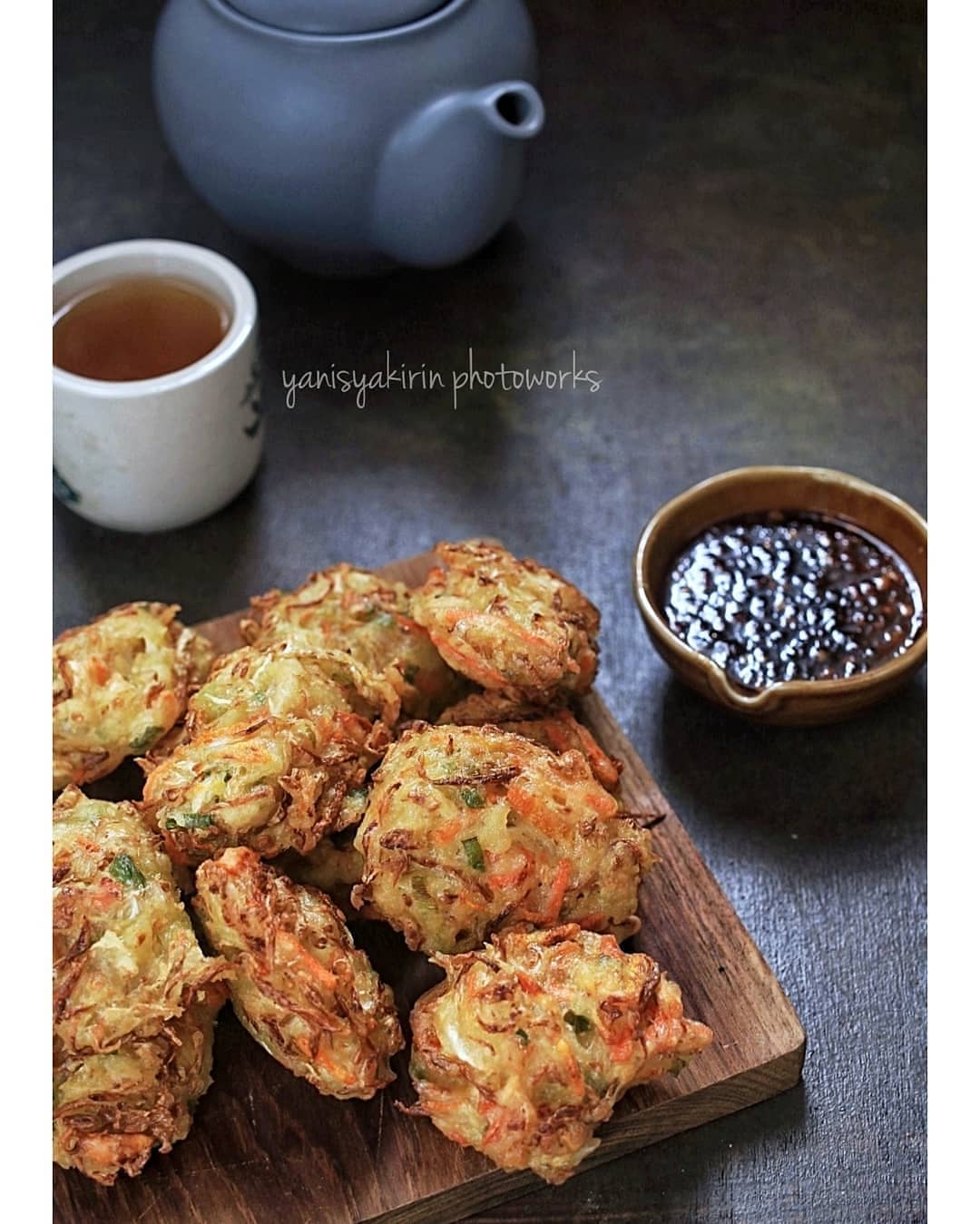Crispy Indonesian Vegetable Fritters