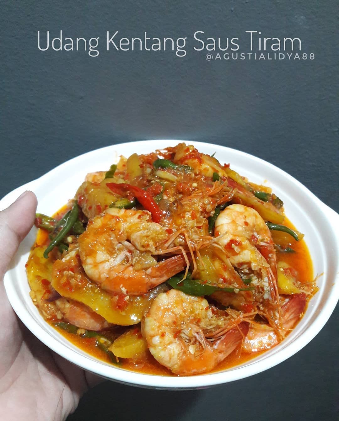 Stir-Fried Shrimp and Potatoes with Oyster Sauce