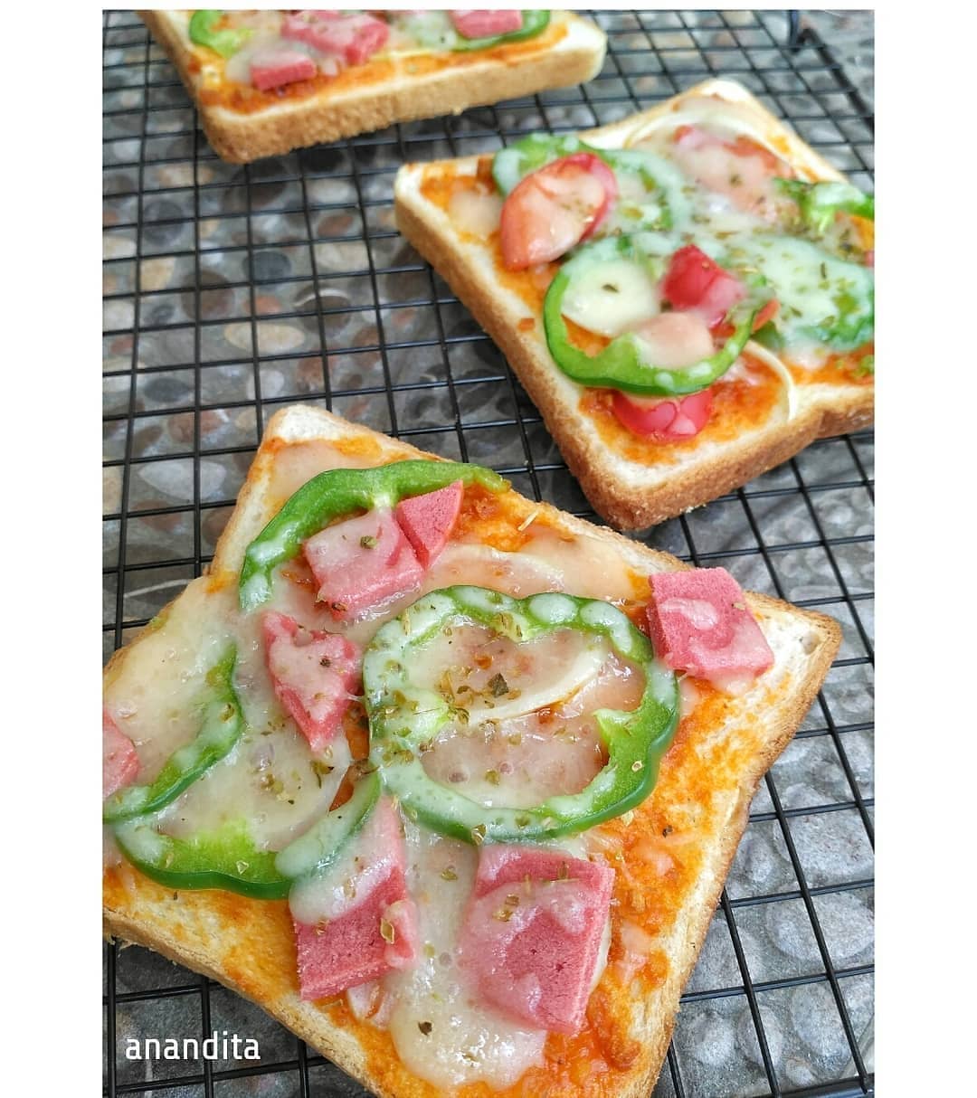 White Bread Pizza