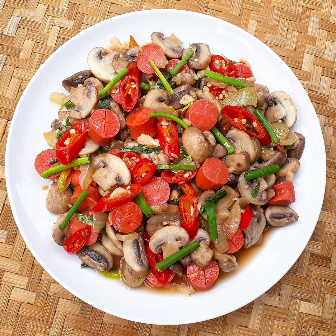 Sautéed Mushrooms and Sausage